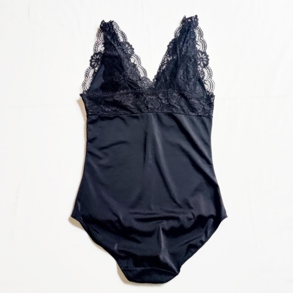 Vintage Black Bodysuit - Picture 4 of 4